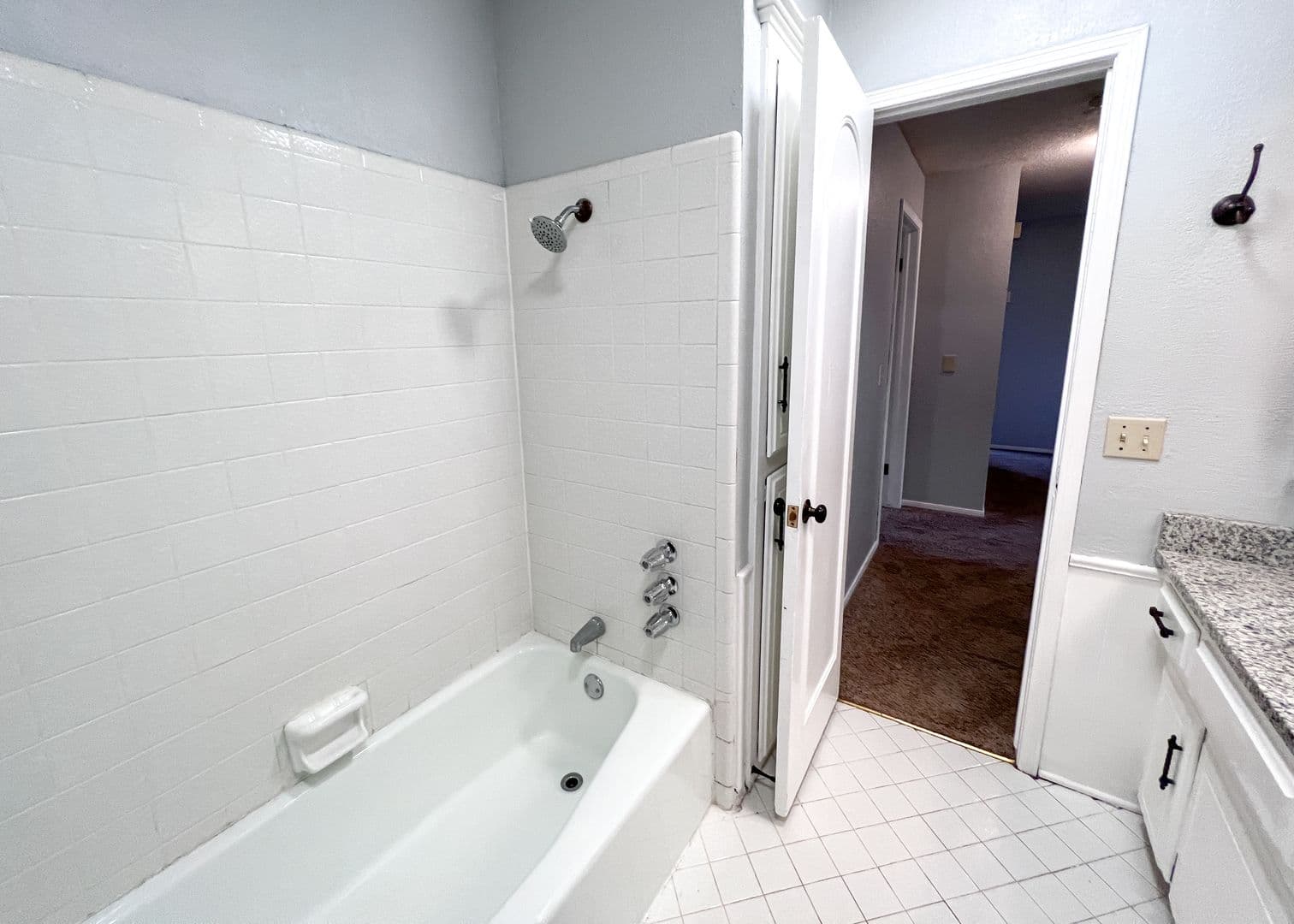 Edmond House: 3821 Meadow Lane