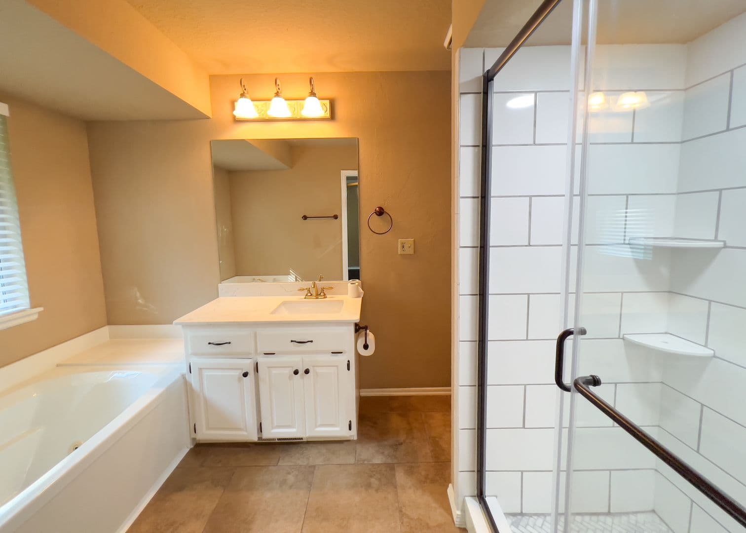 Oklahoma City House: 11800 Kingsridge Terrace