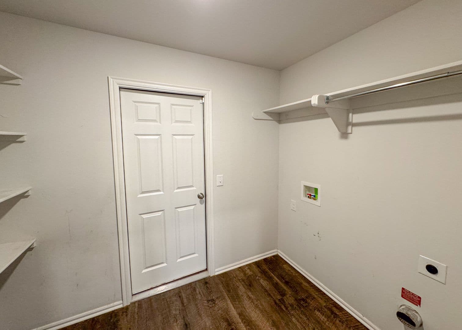 Mustang House: 1109 S Appaloosa Lane