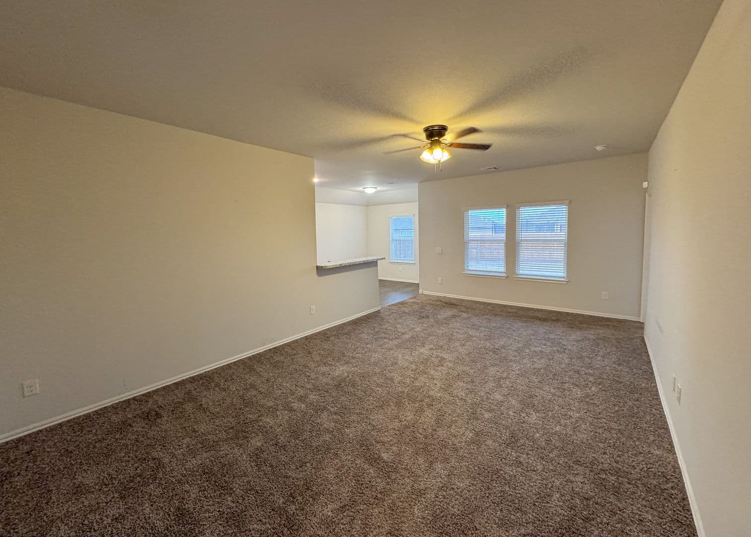 Mustang House: 1109 S Appaloosa Lane