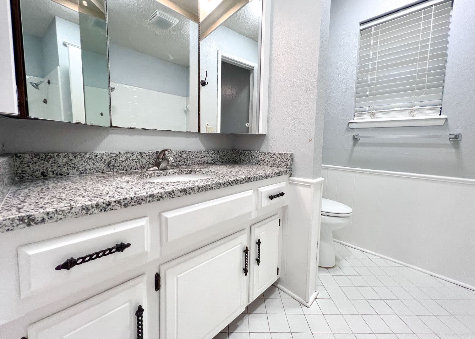 Edmond House: 3821 Meadow Lane