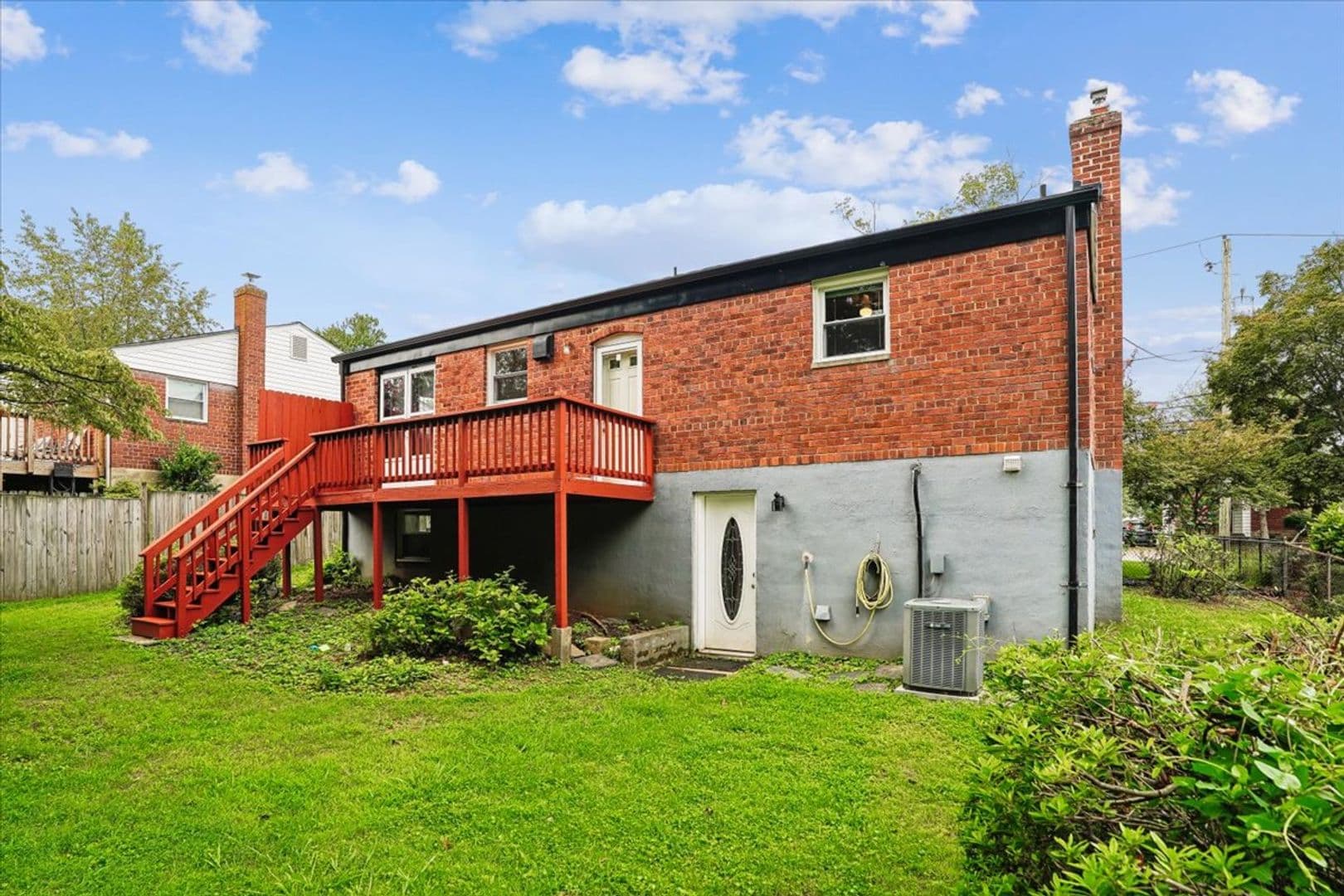 North Bethesda House: 11705 Ashley Drive