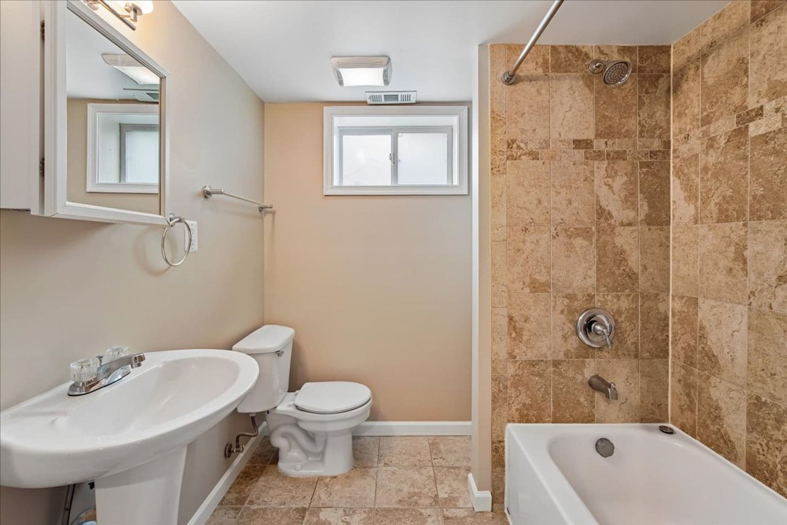North Bethesda House: 11705 Ashley Drive