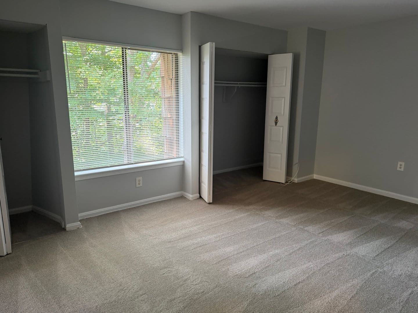 Potomac House: 8130 Inverness Ridge Rd