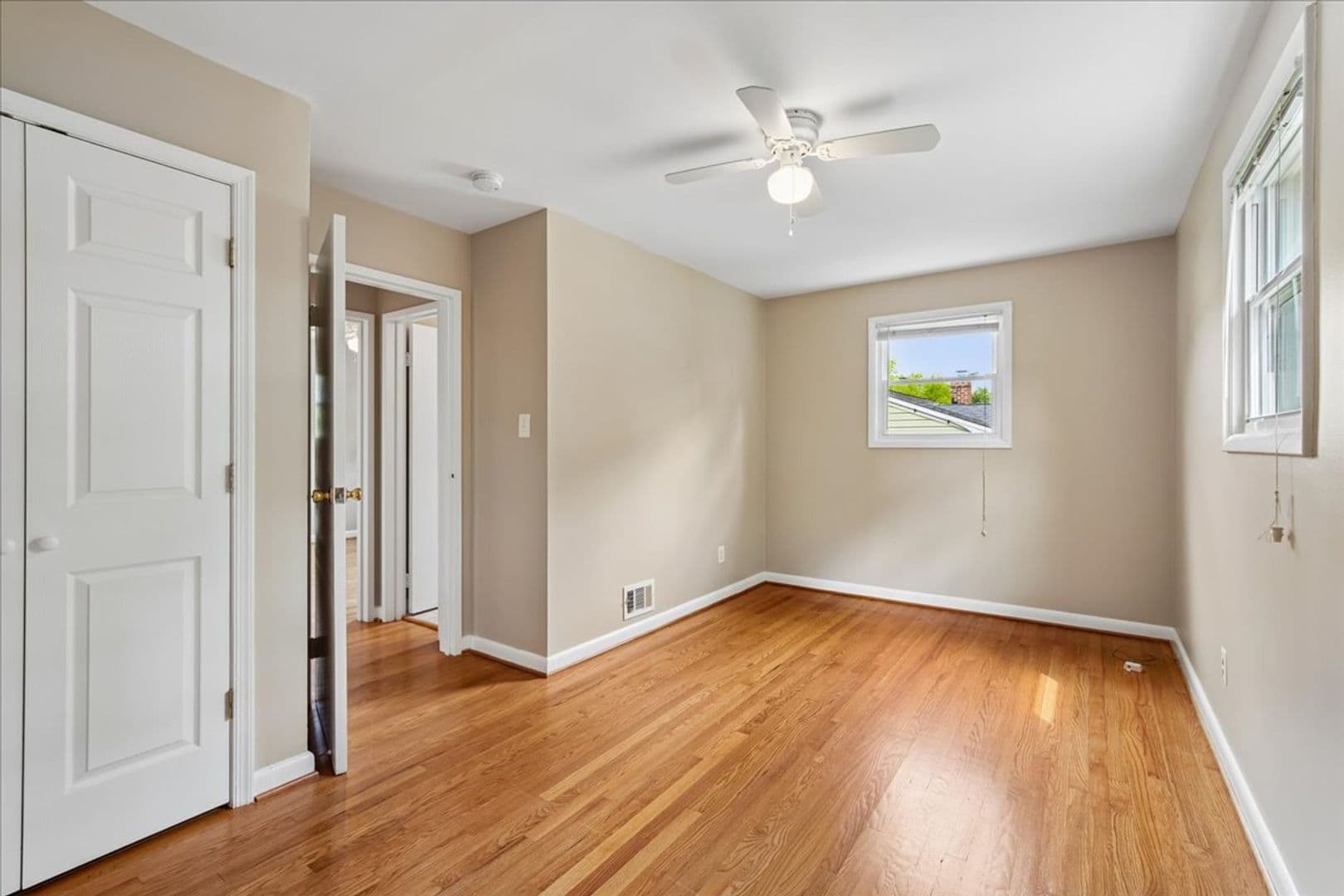 North Bethesda House: 11705 Ashley Drive