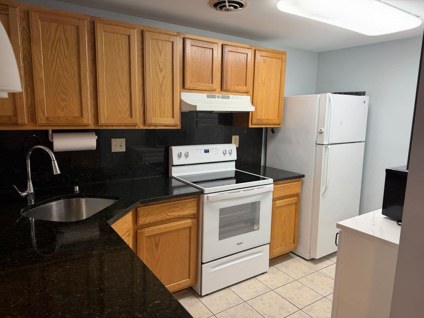 Montgomery Village House: 8872 Welbeck Way
