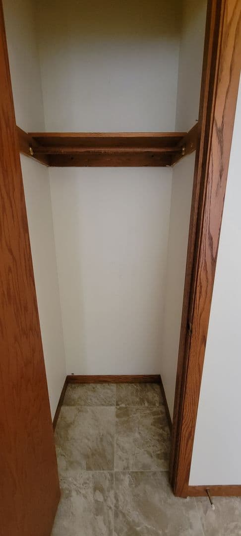 Colfax Apartment: 806, 808, 900, 902 University Ave