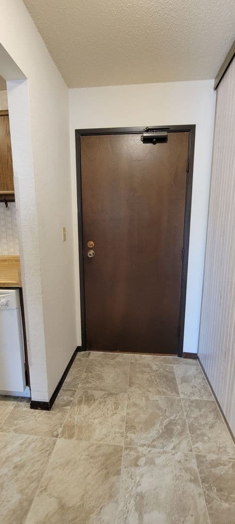 Menomonie Apartment: 420 Heller Rd