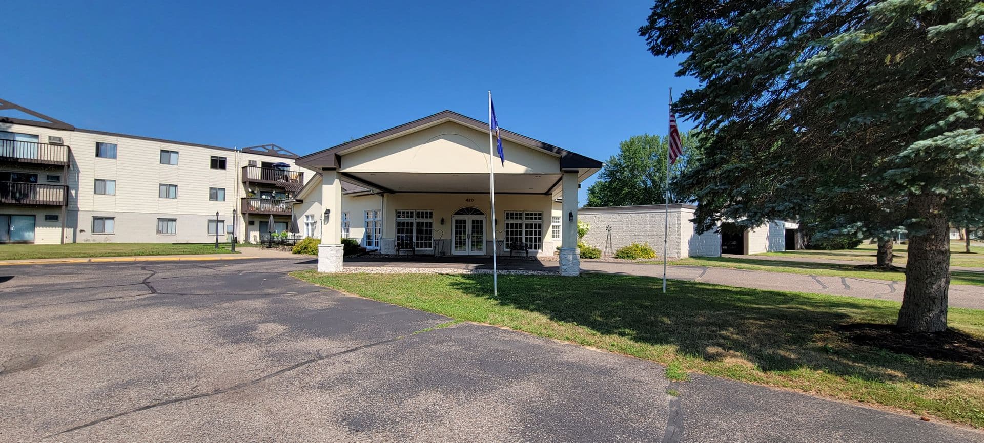 Menomonie Apartment: 420 Heller Rd