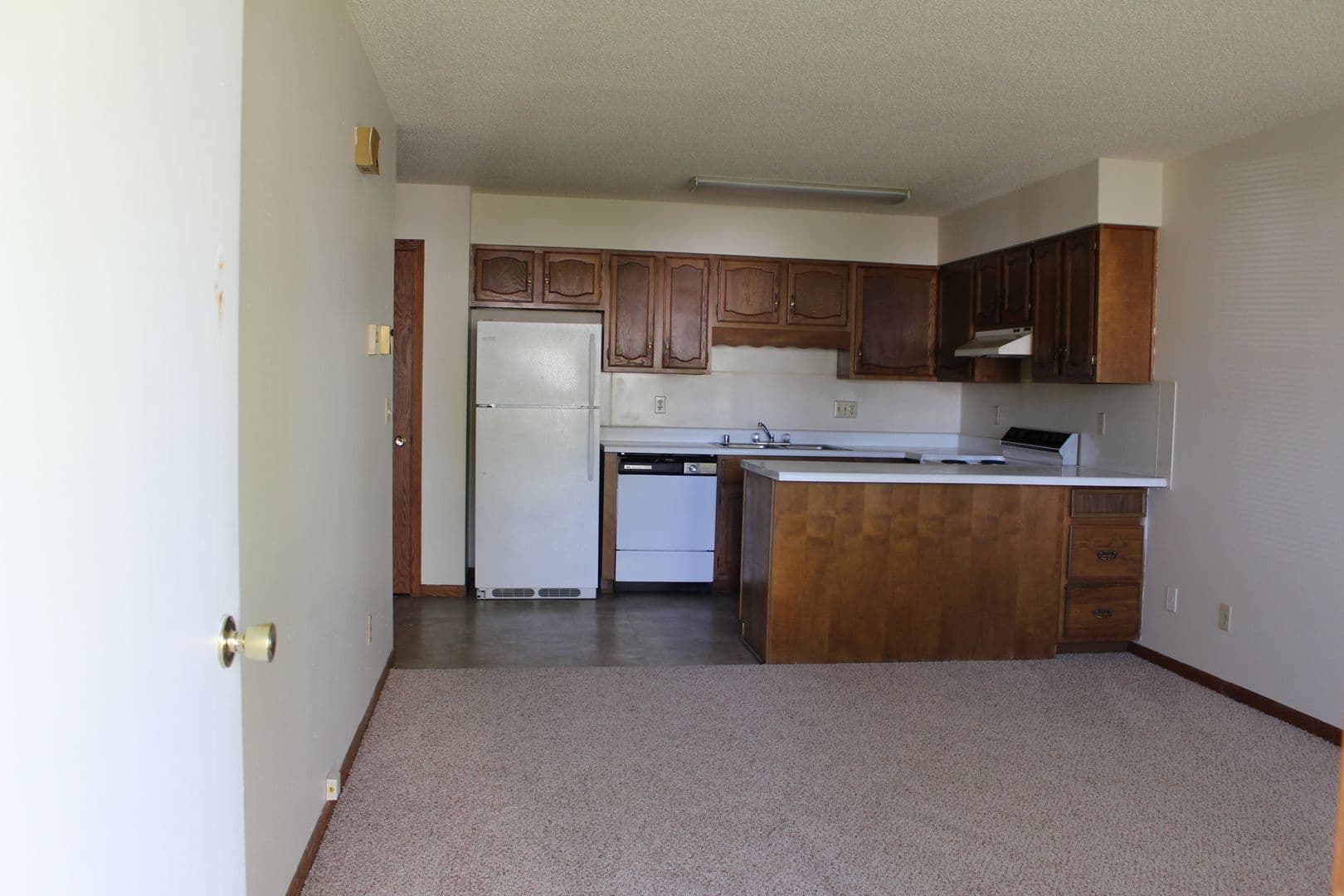 Ridgeland Apartment: 400 & 401 Scranton St