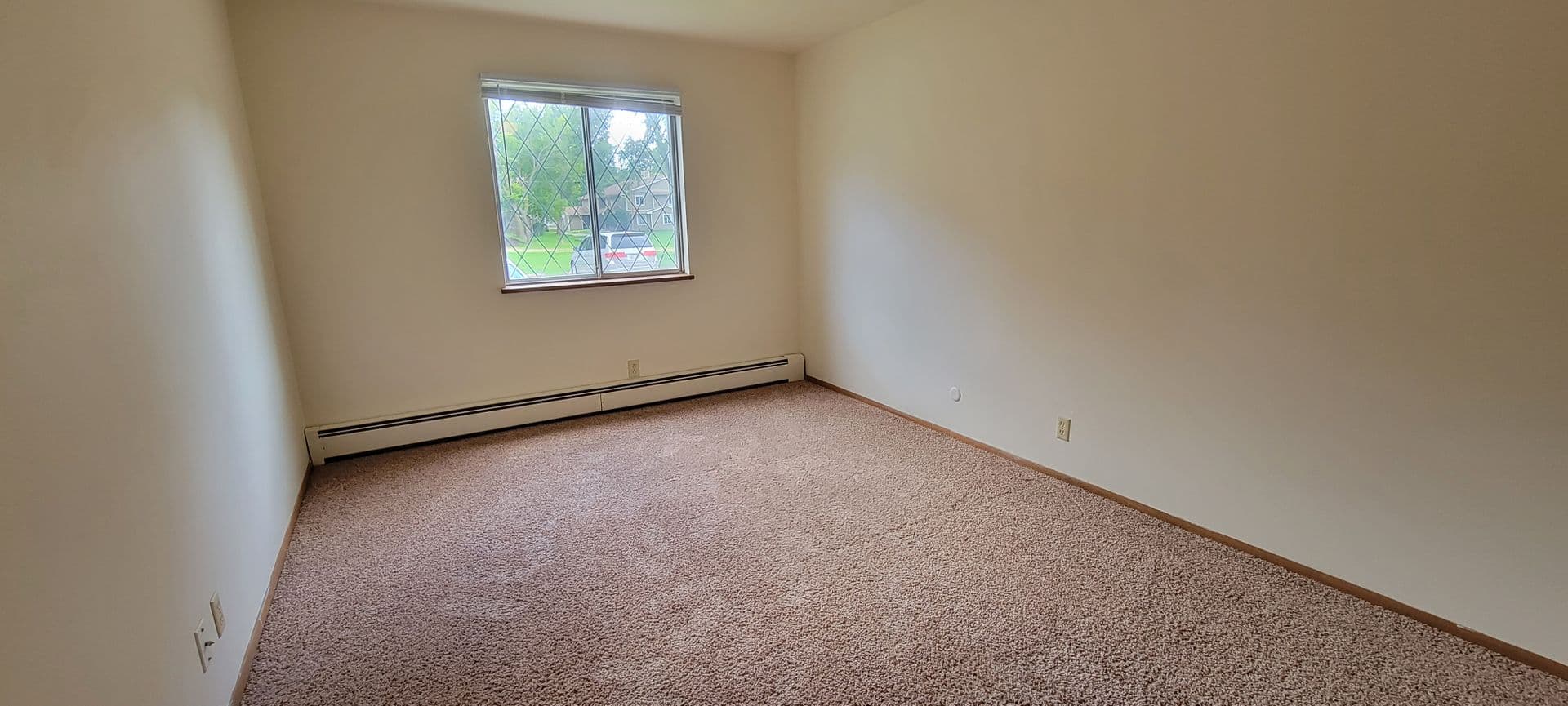 Menomonie Apartment: 1710 & 1712 W 5th Street