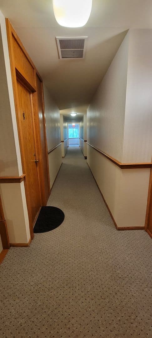 Menomonie Apartment: 1710 & 1712 W 5th Street