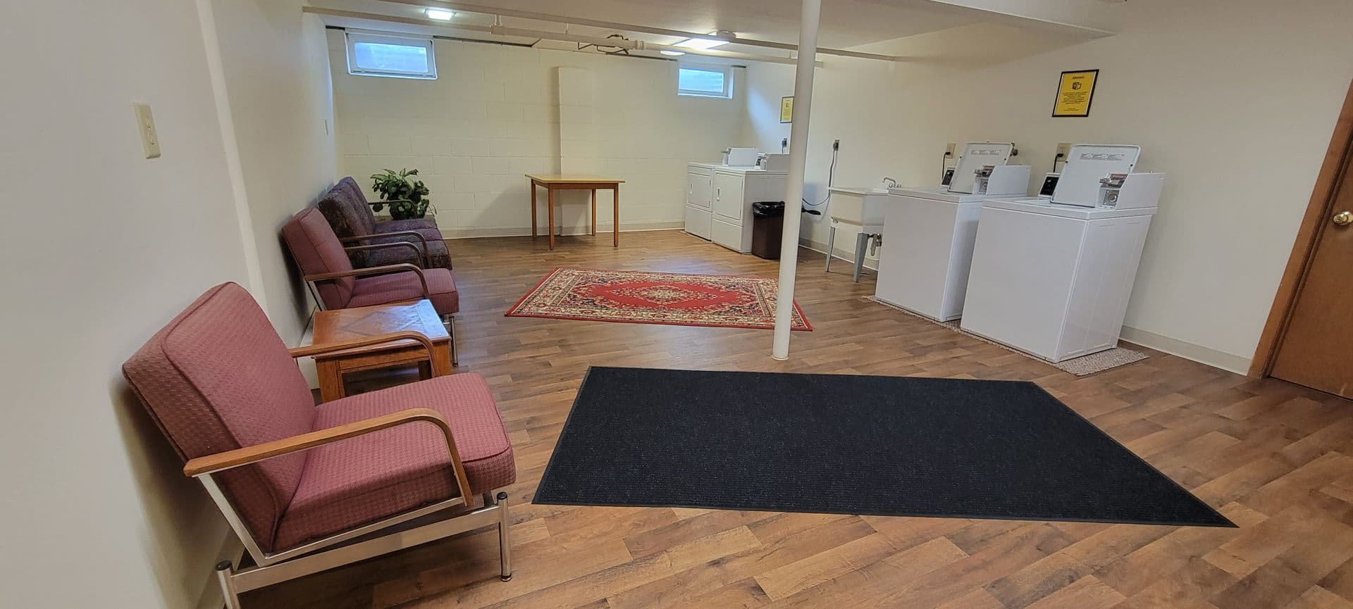 Menomonie Apartment: 1710 & 1712 W 5th Street