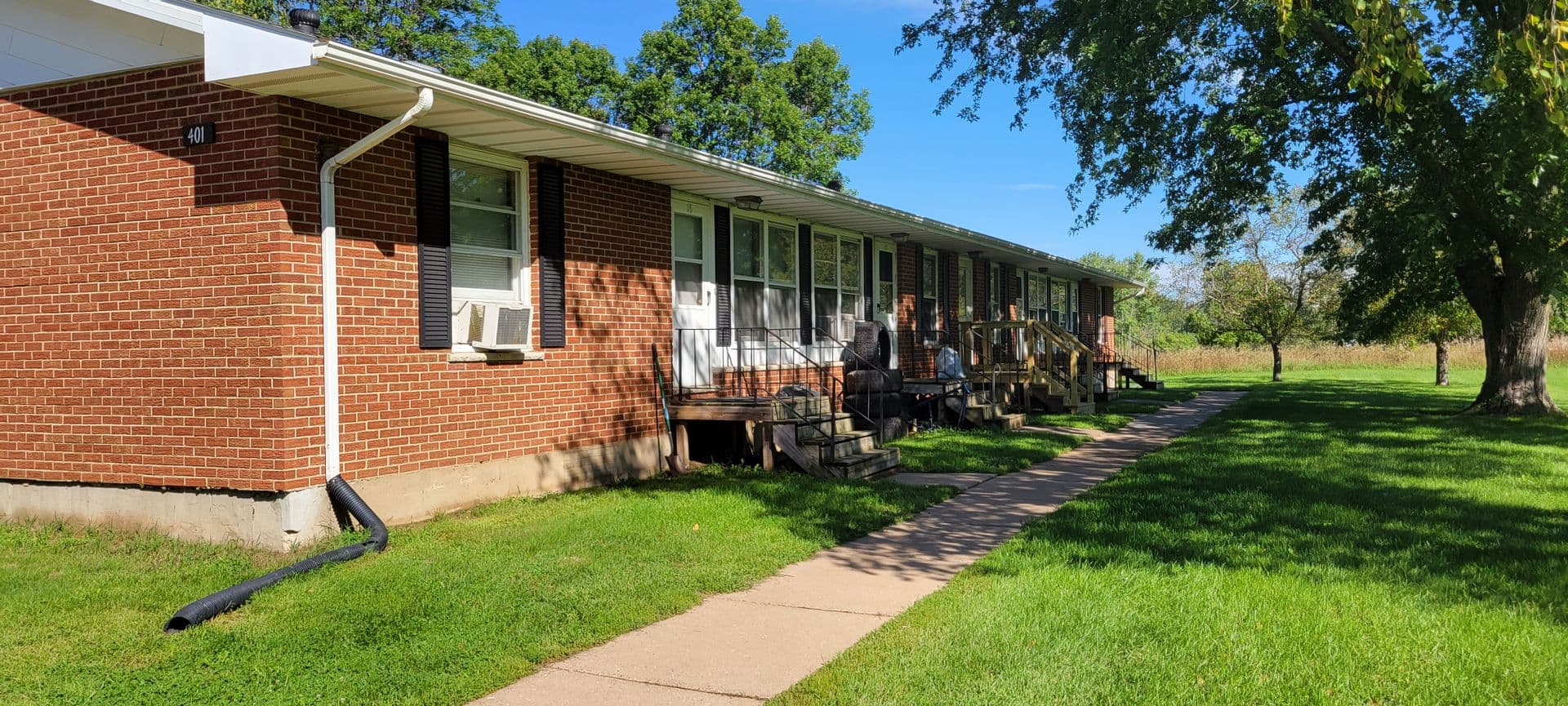 Ridgeland Apartment: 400 & 401 Scranton St