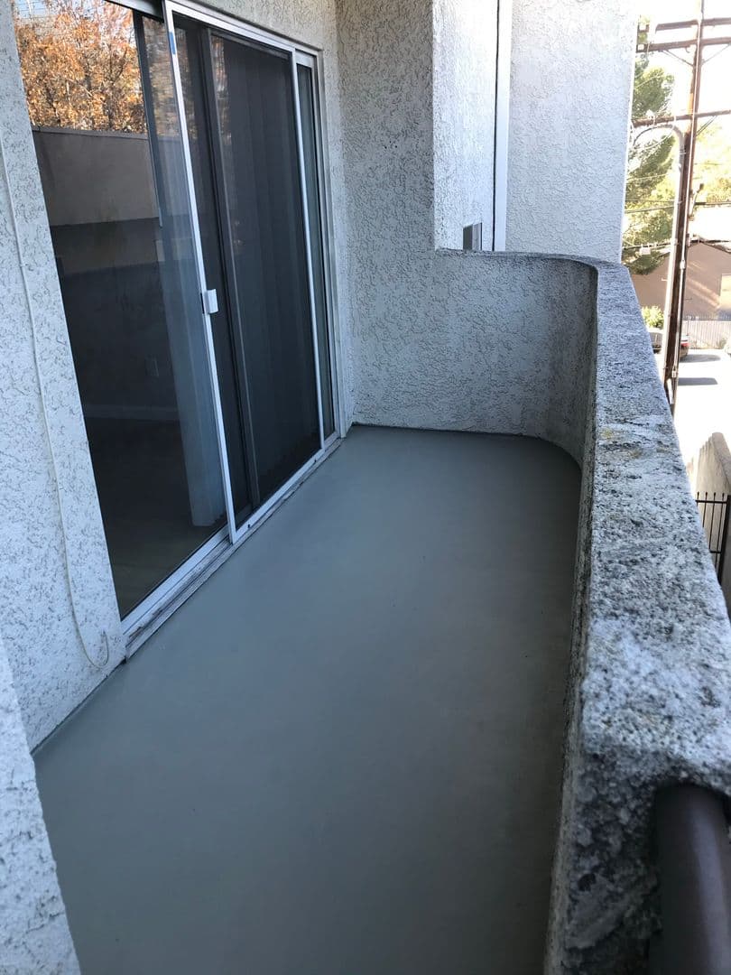 Tujunga Apartment: 10270 Tujunga Canyon Blvd.