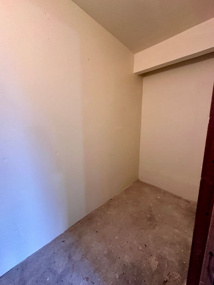 Tualatin Apartment: 6685 SW Sagert St.