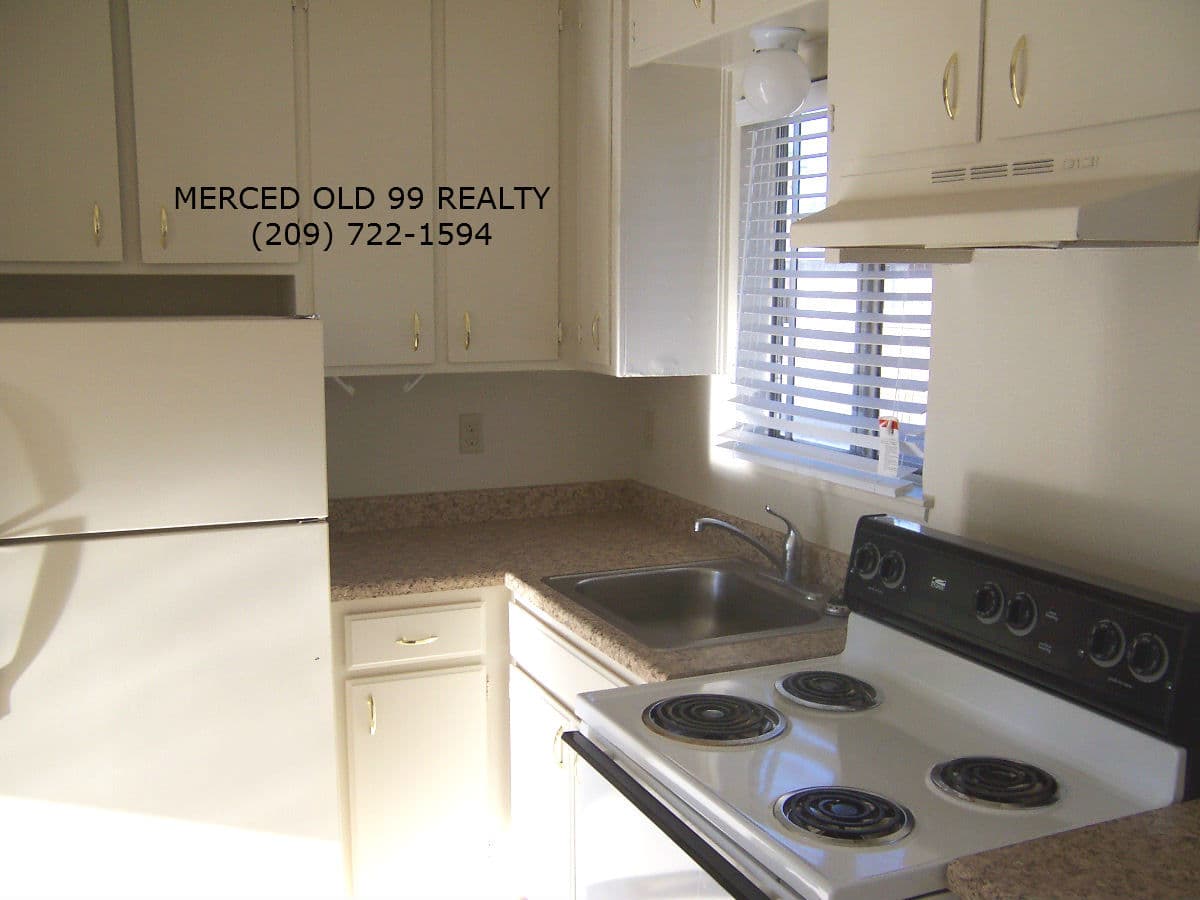 Merced Apartment: 101 E 12th Street