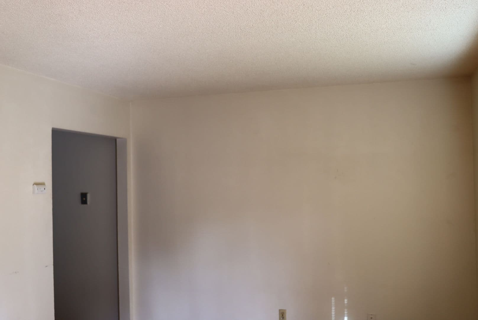 Merced Apartment: 308 W 20th St