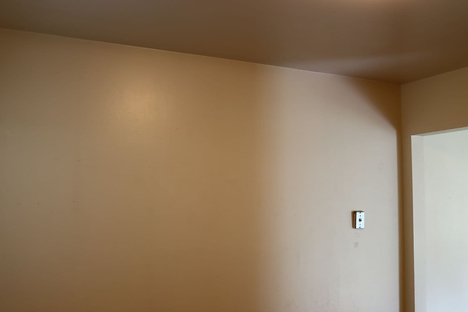 Merced Apartment: 308 W 20th St