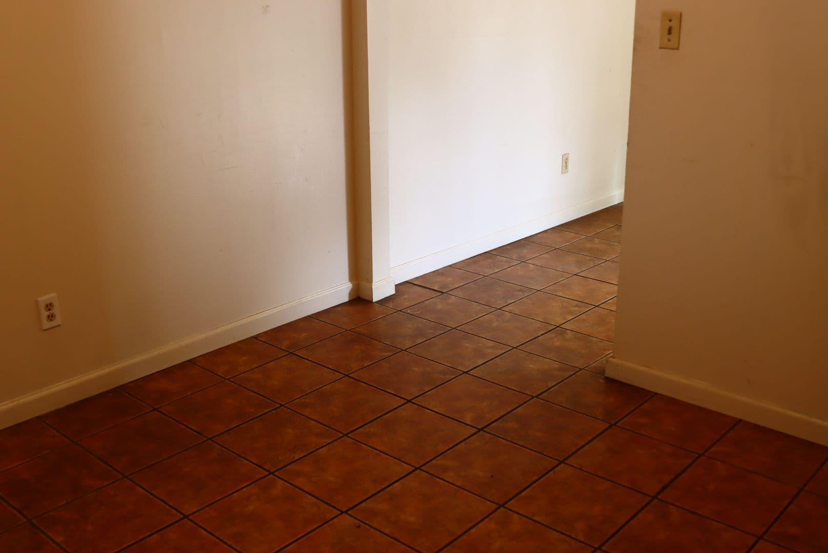 Merced Apartment: 308 W 20th St