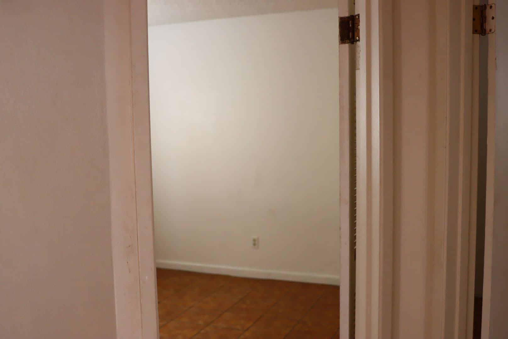 Merced Apartment: 308 W 20th St