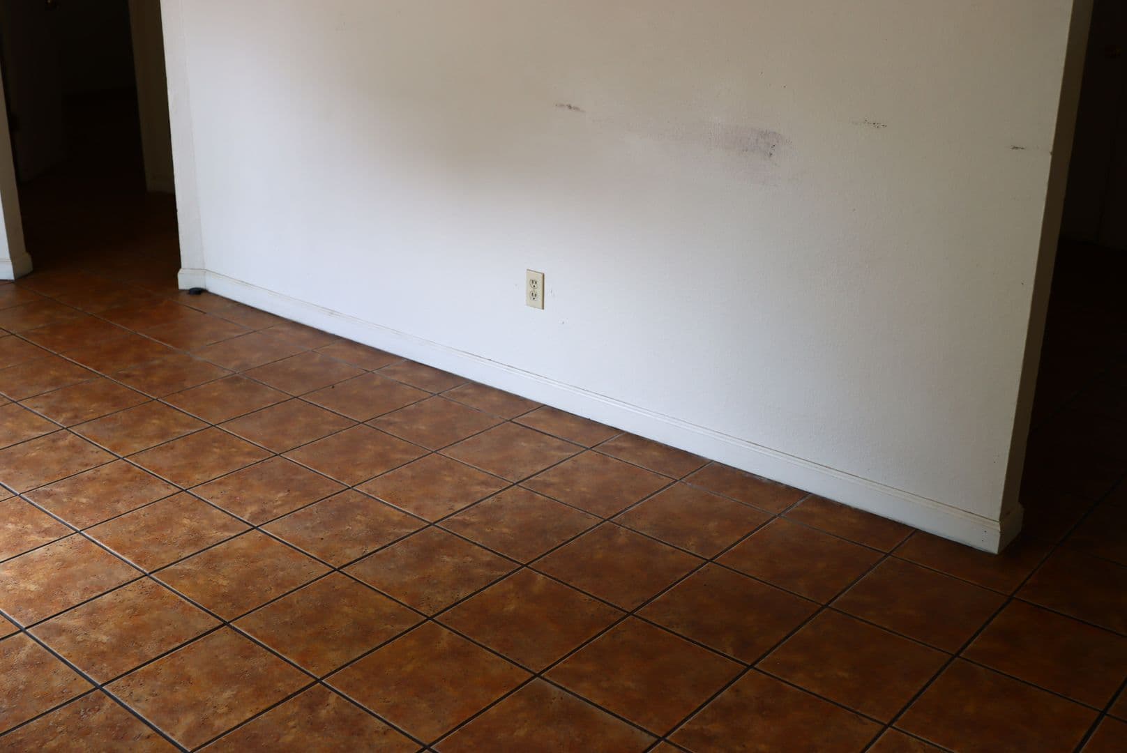 Merced Apartment: 308 W 20th St