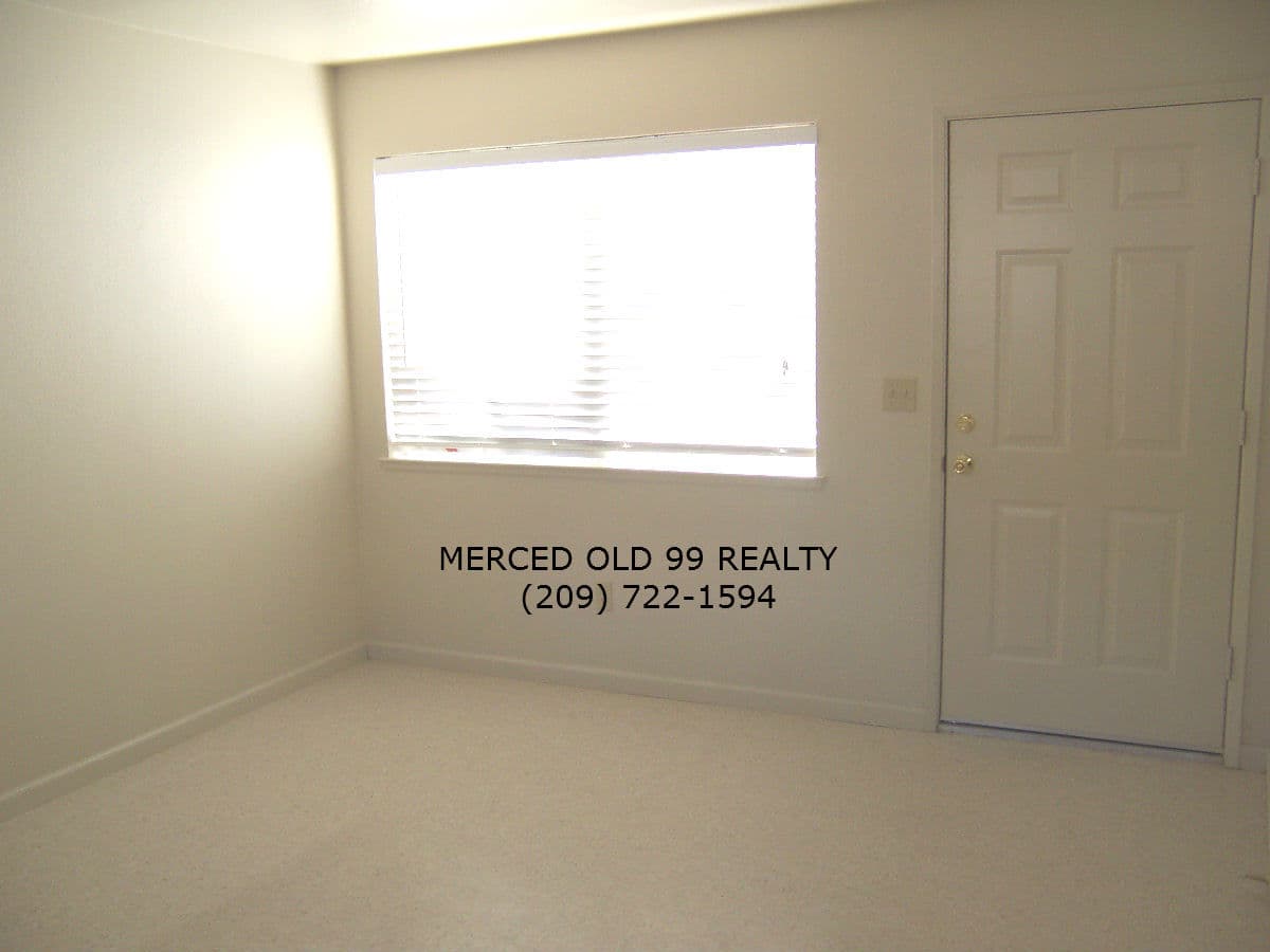 Merced Apartment: 101 E 12th Street
