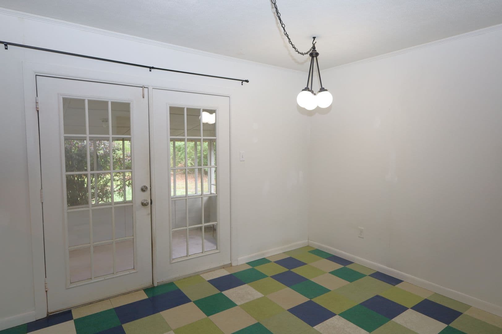 Hahira House: 609 East Stanfill Street***