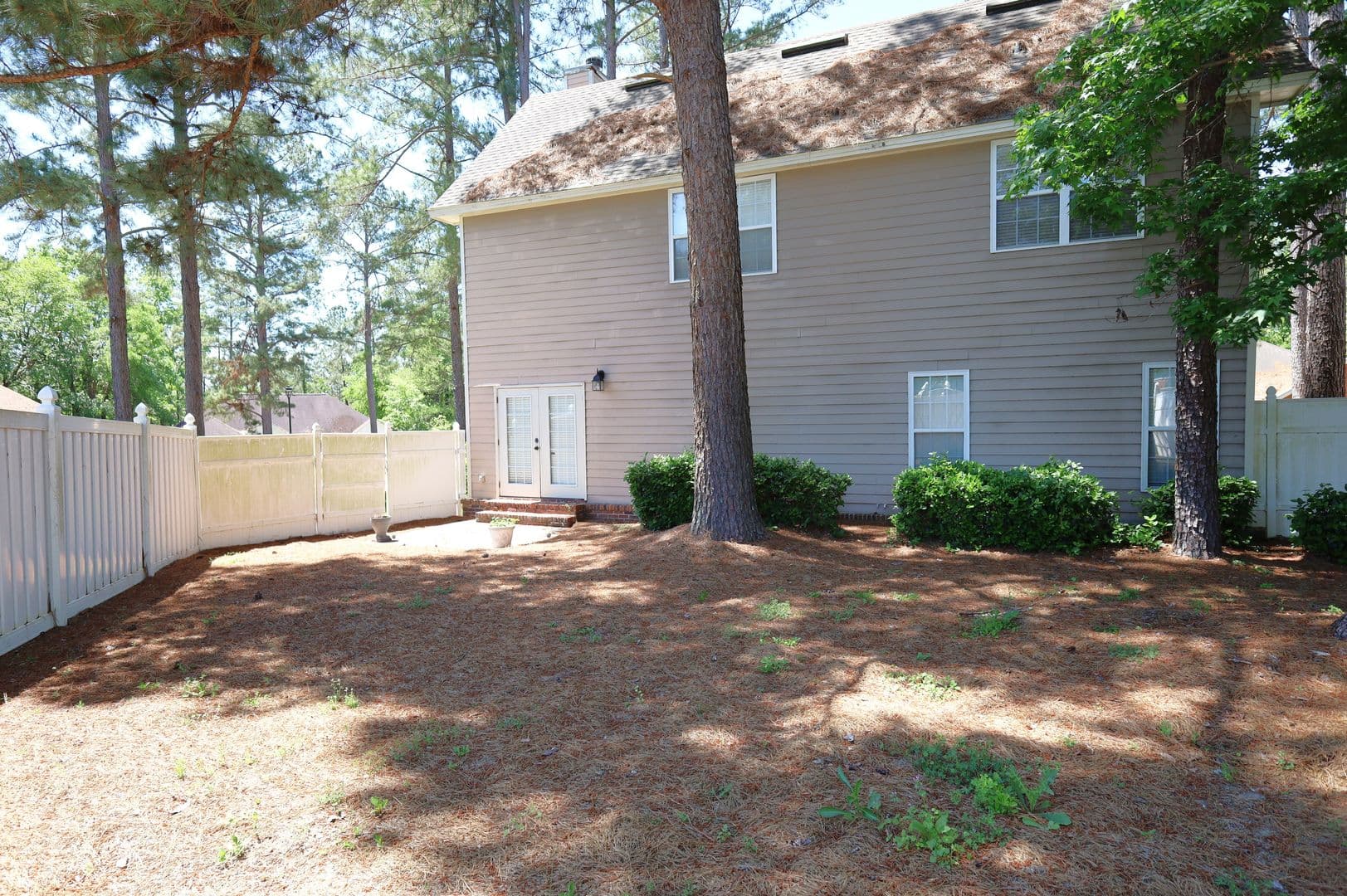 Valdosta House: 4470 Plantation Crest Road