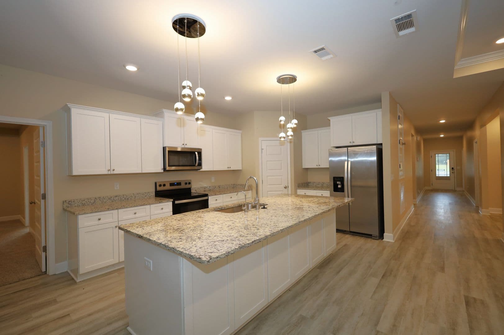 Hahira House: 2021 Tottenham Dr