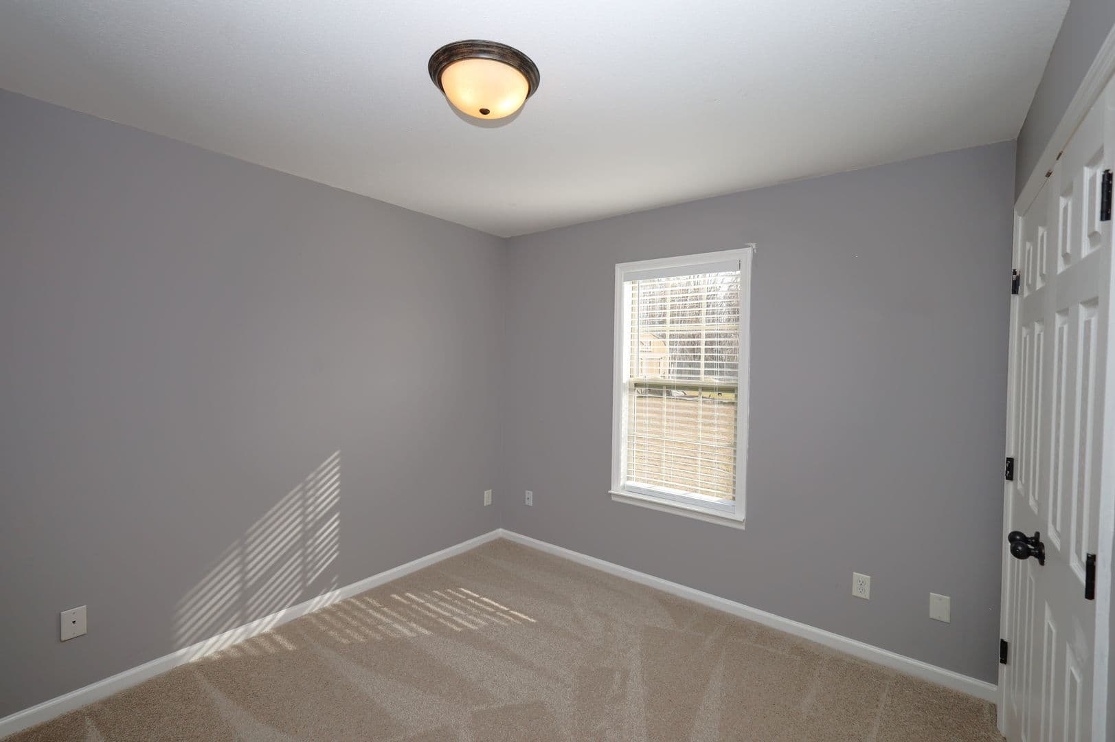 Valdosta House: 1445 San Bernardino Way (HVP)