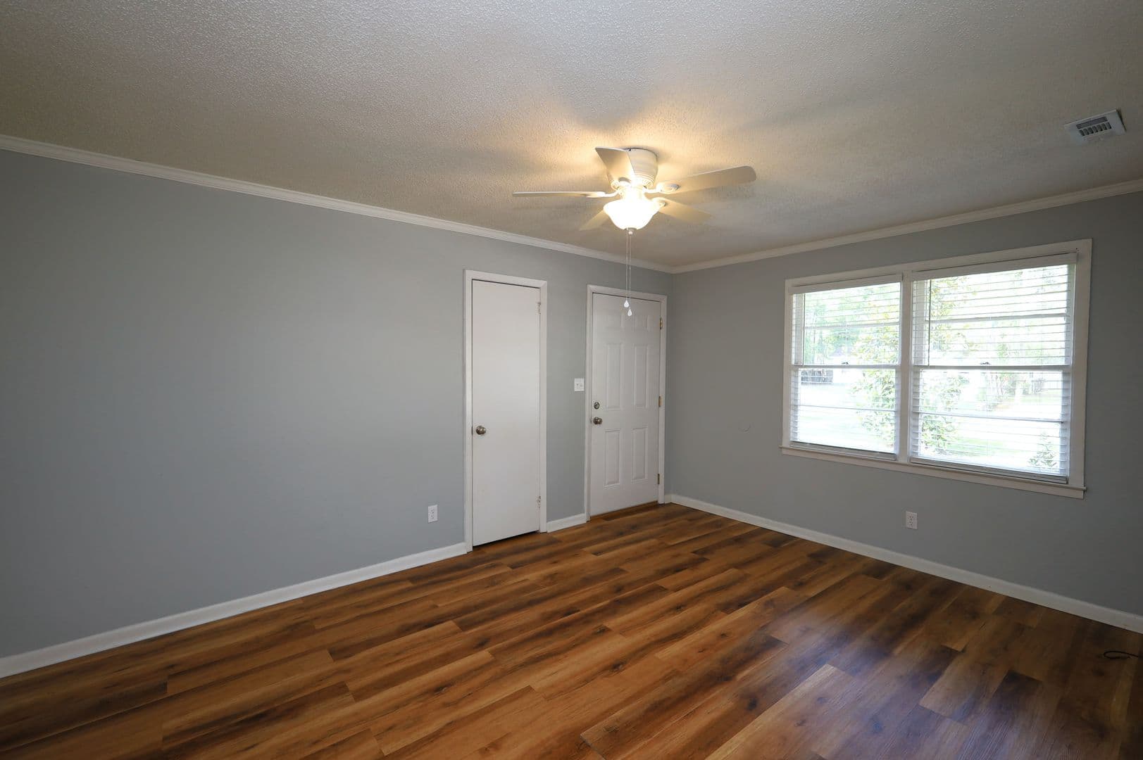Valdosta House: 1709 Azalea Drive Unit B