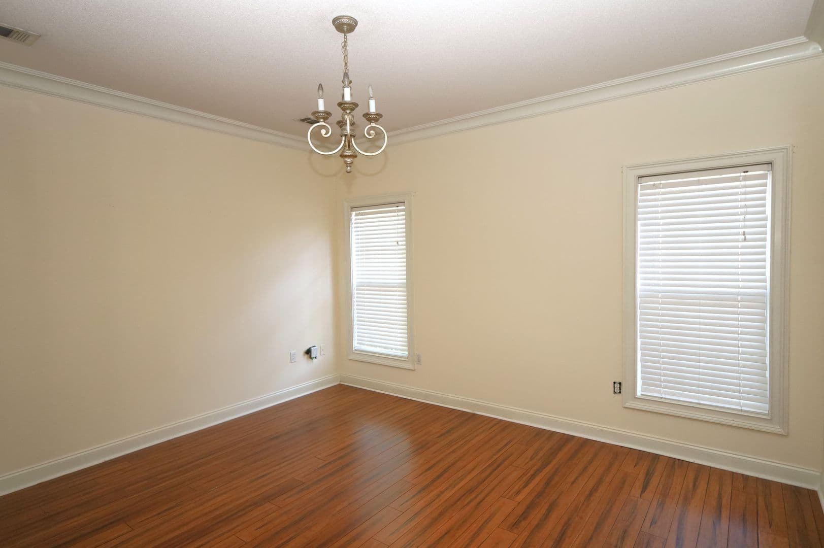 Valdosta House: 4470 Plantation Crest Road