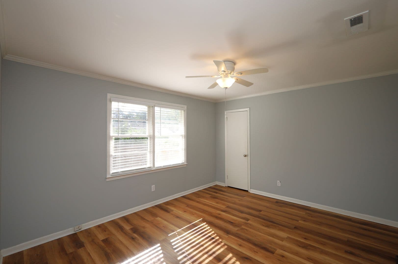 Valdosta House: 1709 Azalea Drive Unit B
