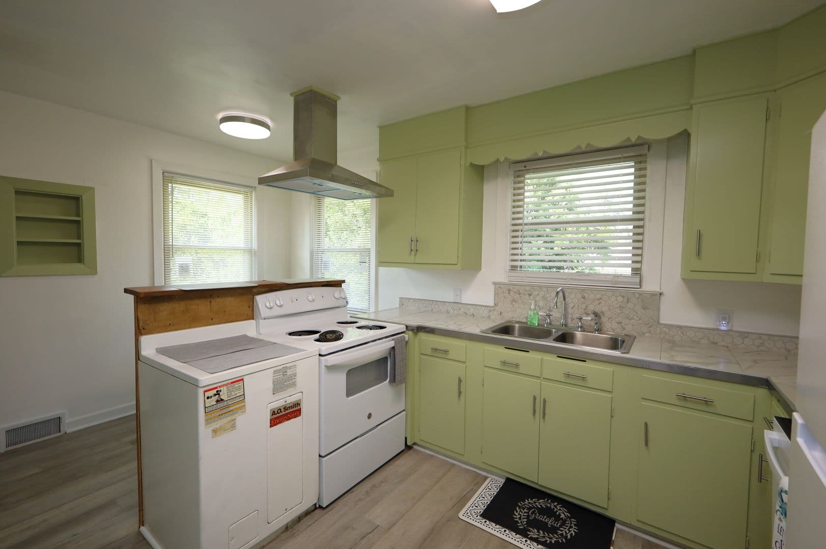 Valdosta House: 405 Woodrow Wilson Drive