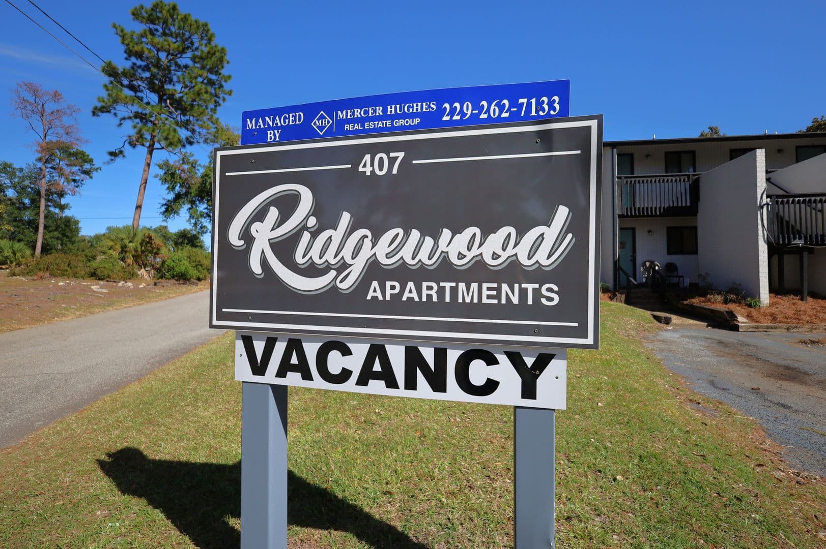 Valdosta Apartment: 407 Pendleton Place