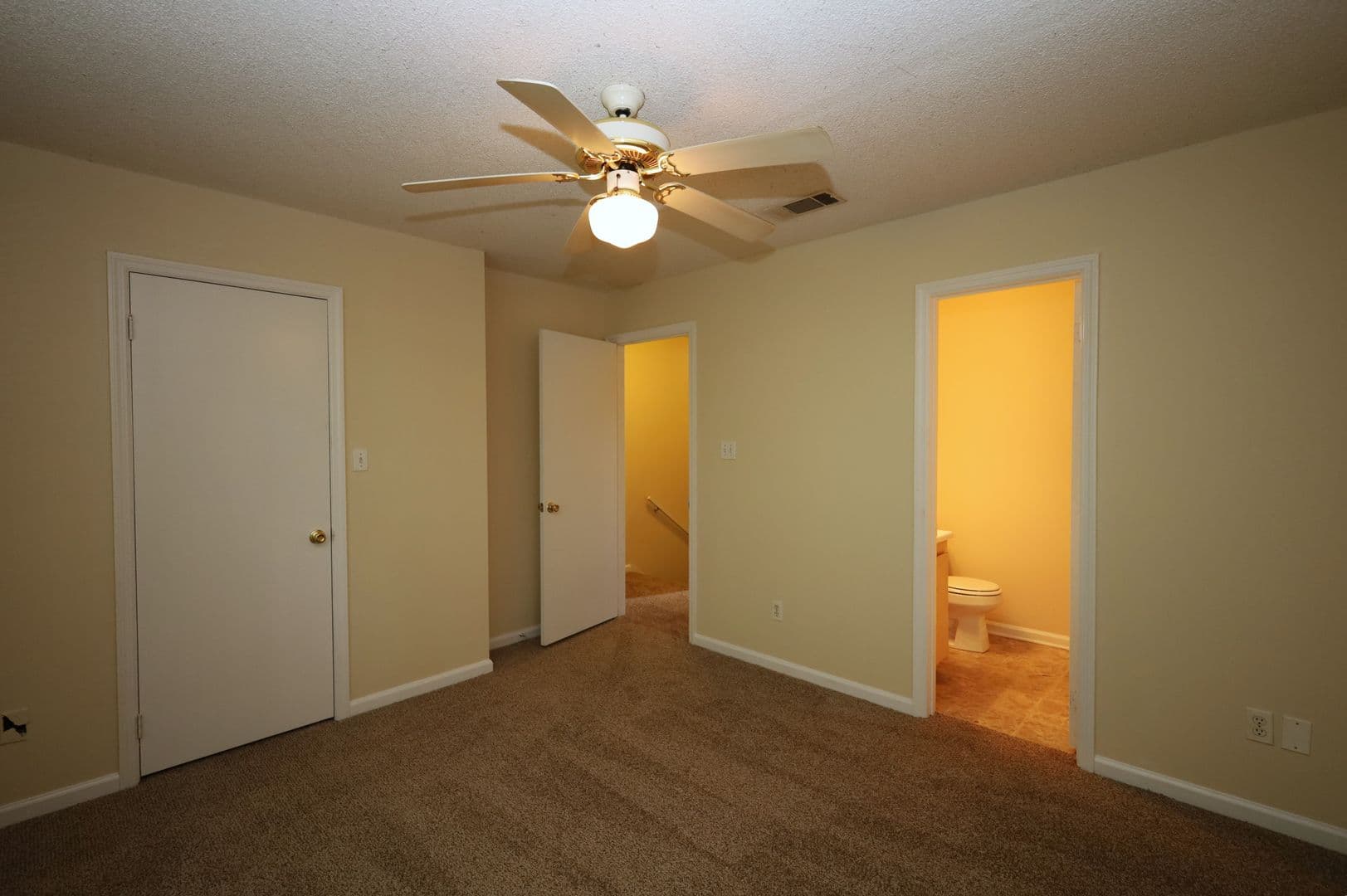 Valdosta Apartment: 2105 Baytree Road