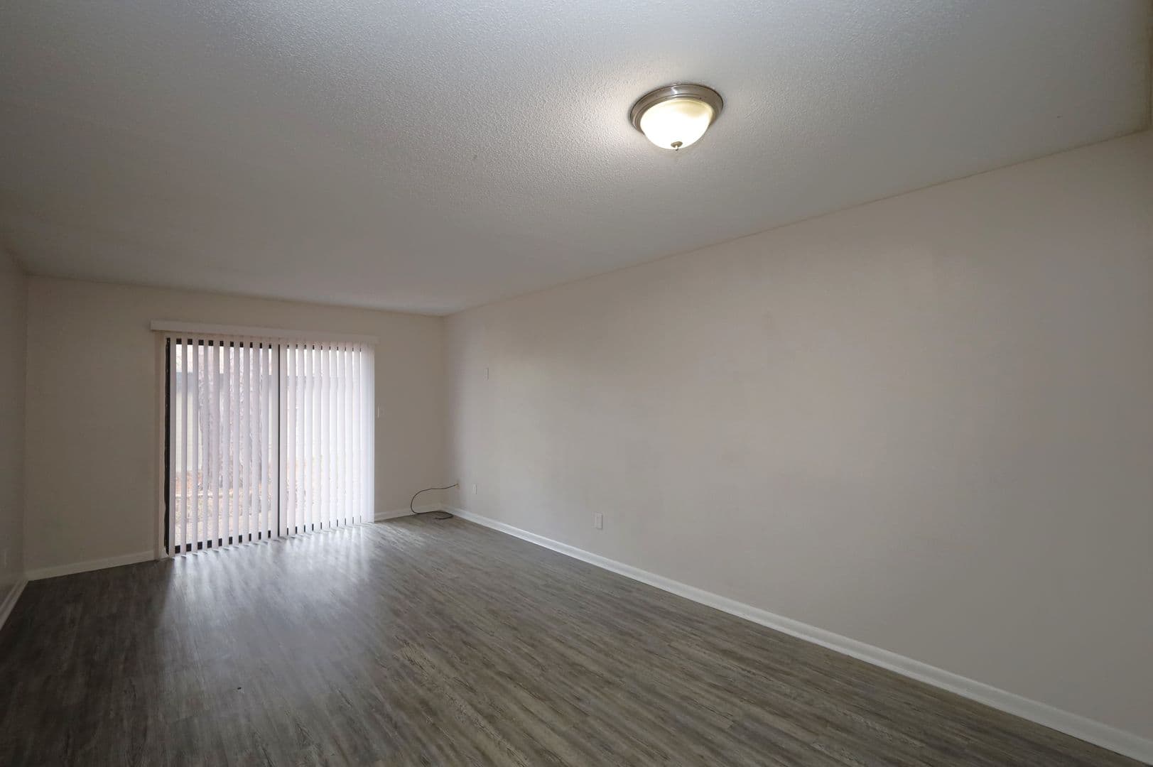 Valdosta Apartment: 407 Pendleton Place