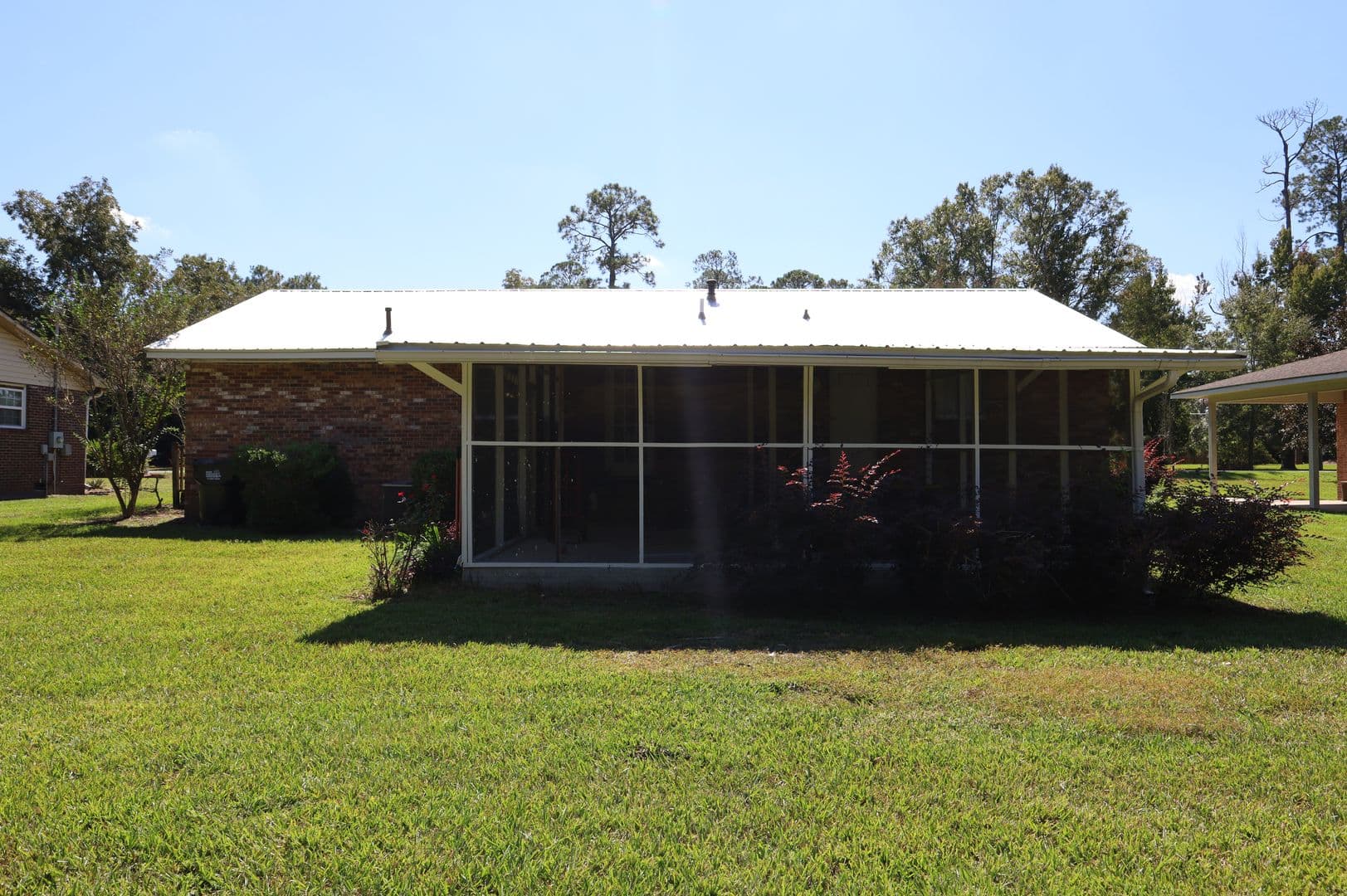 Hahira House: 307 E Stanfill Street