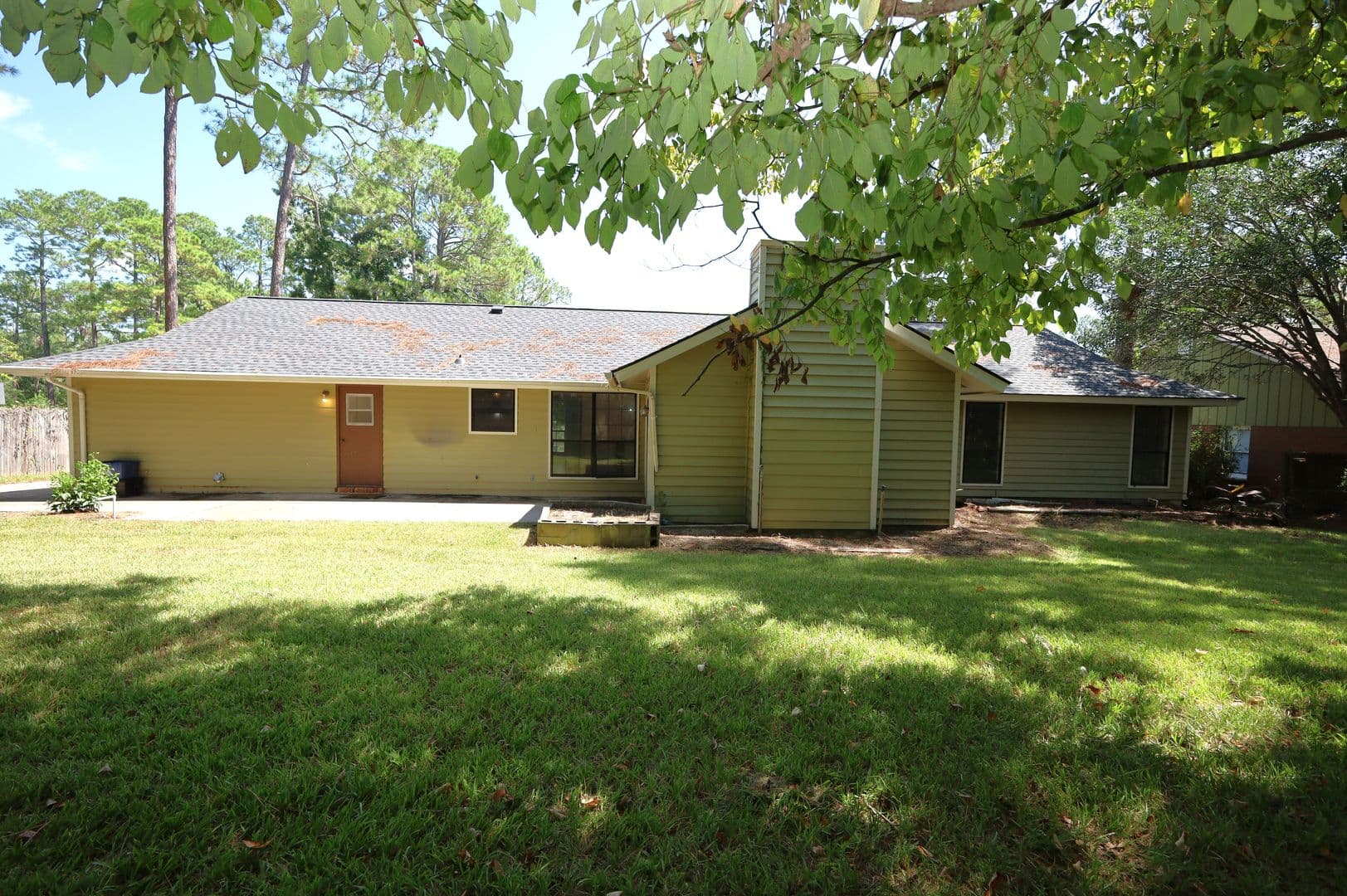 Valdosta House: 2208 Northwood Circle