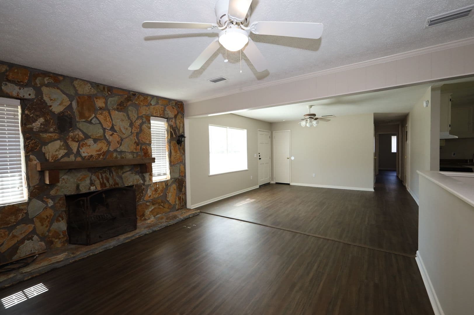 Hahira House: 307 E Stanfill Street