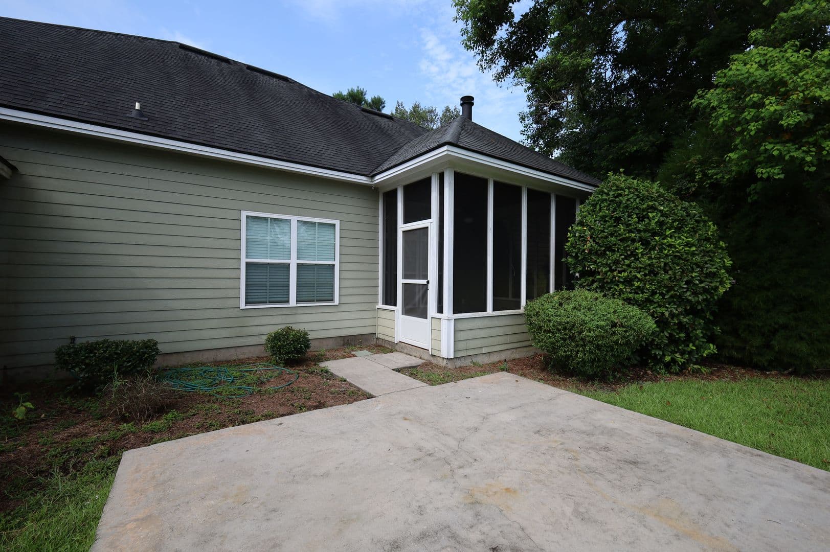 Hahira House: 743 Lawson Farms Road