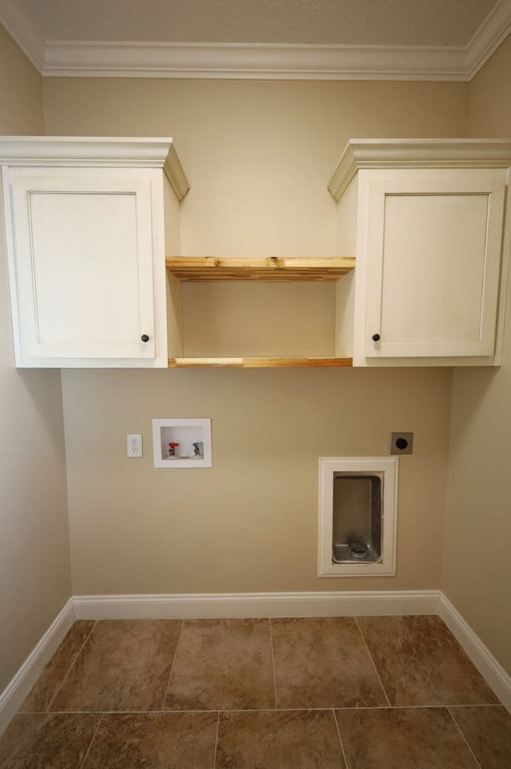 Valdosta House: 3905 Crusader Court