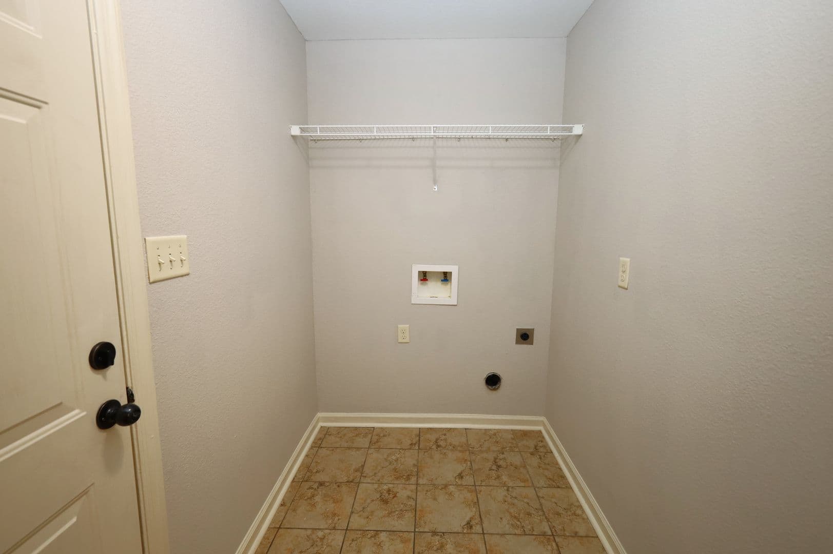 Valdosta House: 3990 Rock Hollow