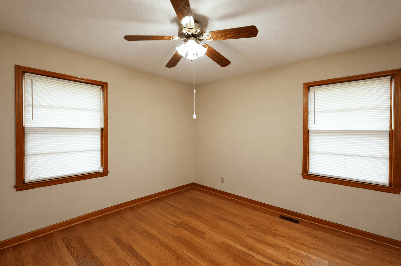 Lake Park House: 5362 Moss Oak Trl