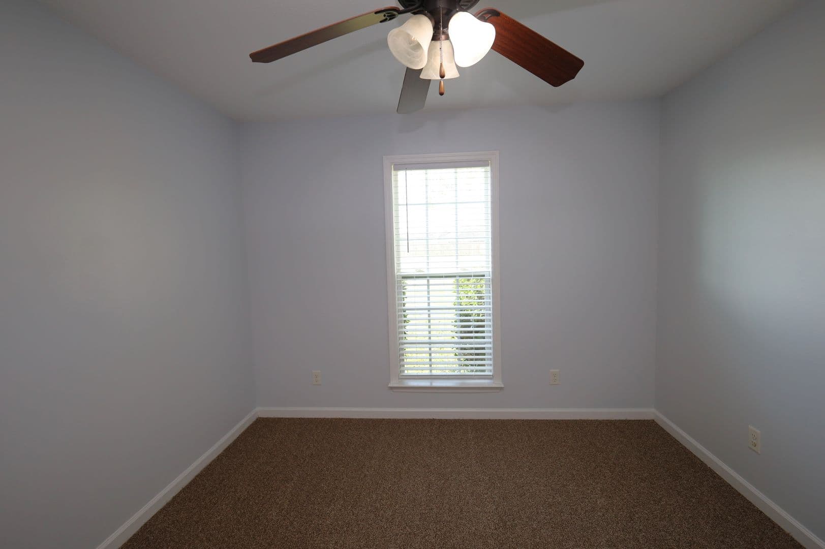 Lakeland House: 124 Mill Pond Pl
