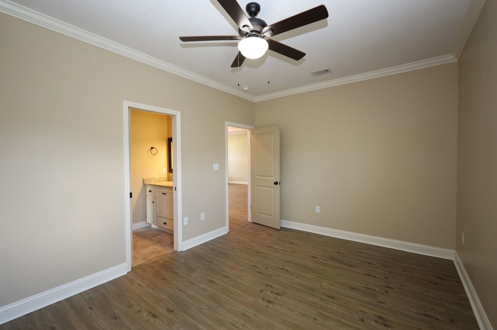 Valdosta House: 3905 Crusader Court