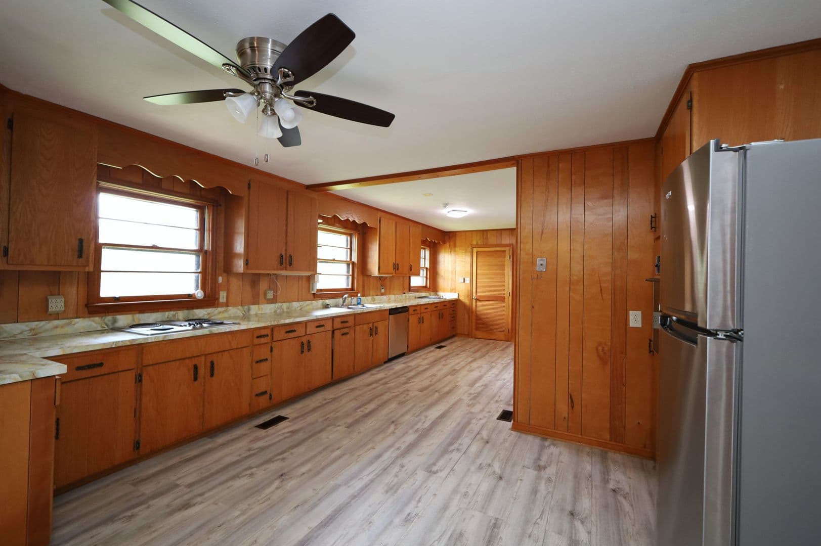 Lake Park House: 5362 Moss Oak Trl