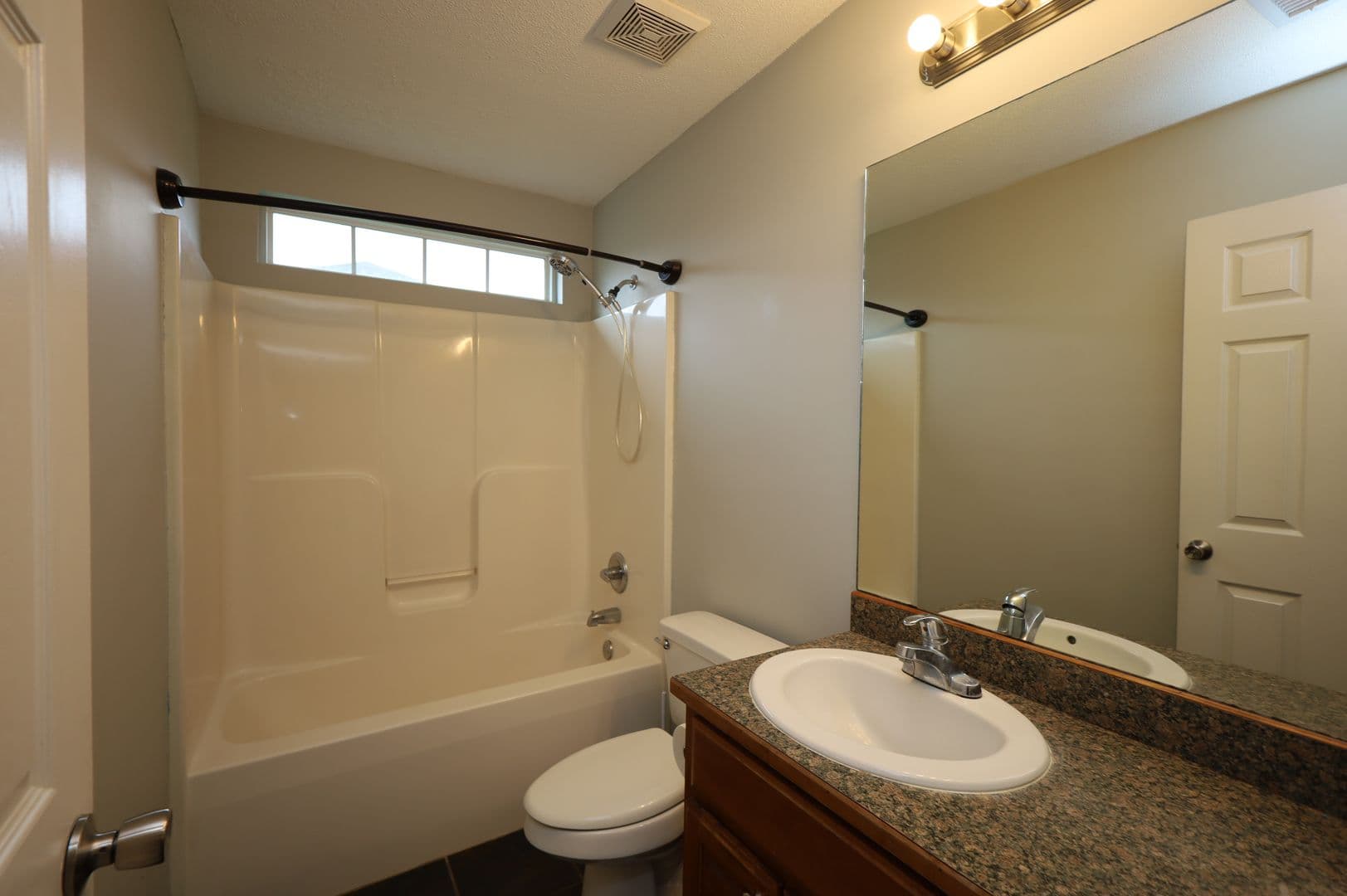 Valdosta House: 5080 Branch Point Dr