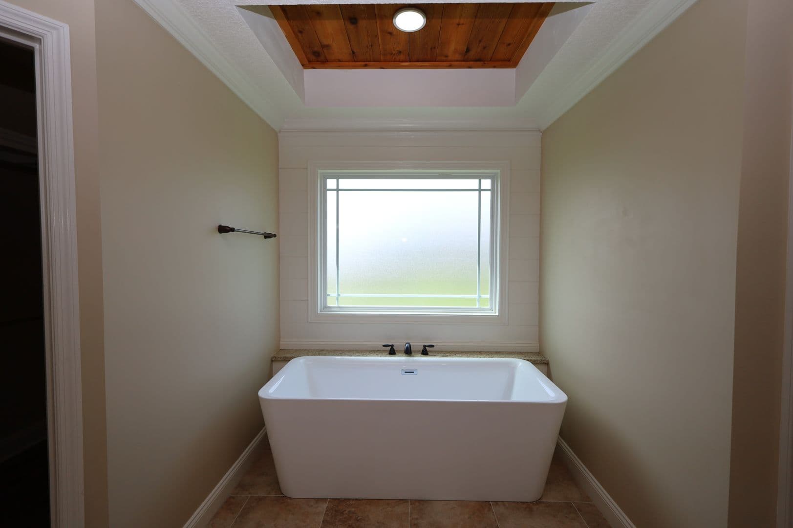 Valdosta House: 3905 Crusader Court